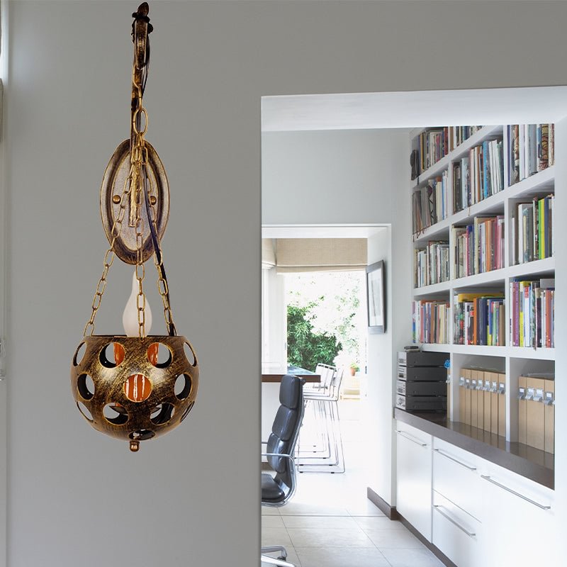 Candle Wall Sconce Light Vintage Retro Metal 1 Light Pendant Light Suspender Wall Light in Aged Brass