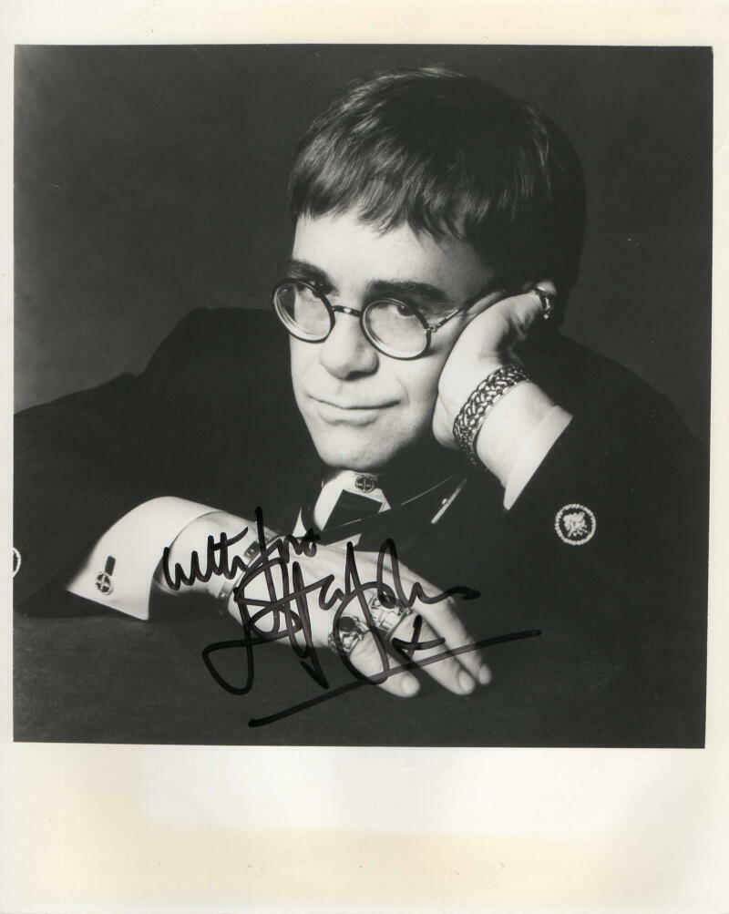 ELTON JOHN SIGNED AUTOGRAPH 8X10 Photo Poster painting - FULL SIGNATURE OF LEGENDARY ROCK STAR