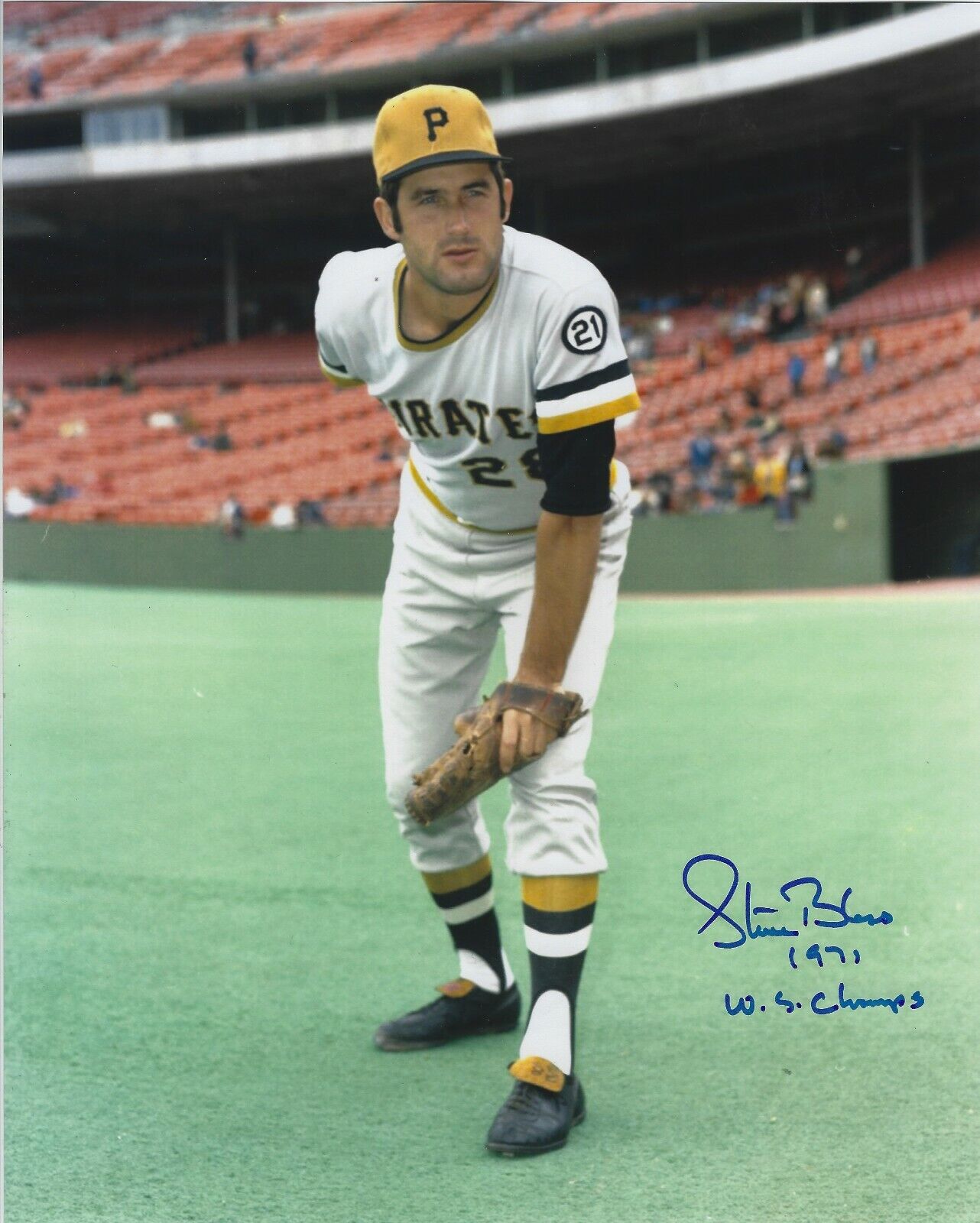 Autographed 8x10 STEVE BLASS 1971 WS Champs