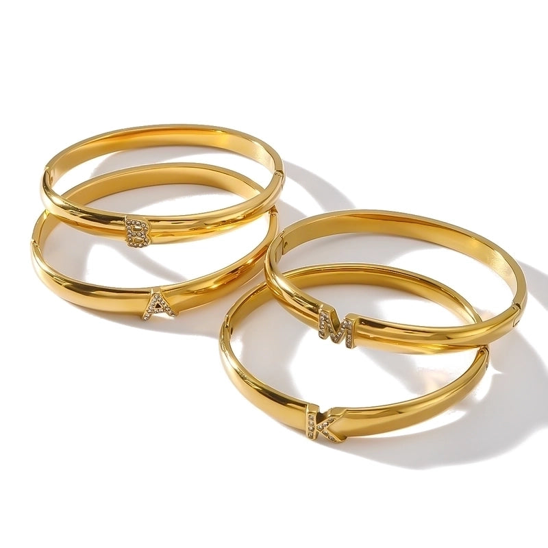 Vintage Style Minimalist Classic Style Letter 304 Stainless Steel 18K Gold Plated Zircon Bangle In Bulk