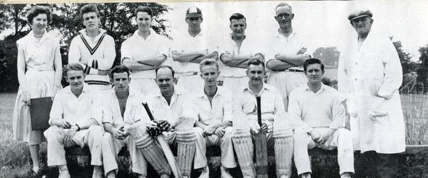 CALVERTON CRICKET CLUB TEAM c1955, NOTTINGHAM Vintage Photo Poster paintinggraph reprint