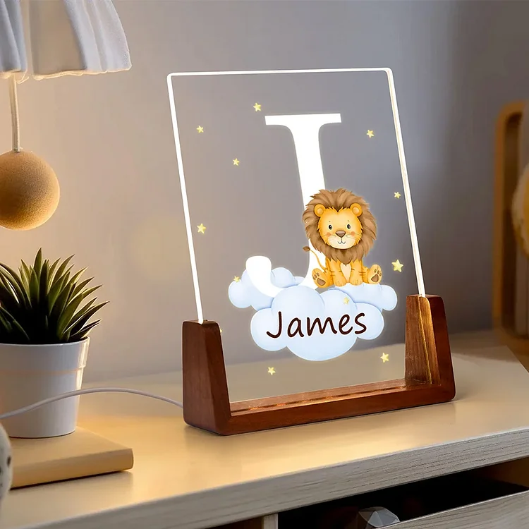Personalized Cute Forest Animal Acrylic Cloud Star LED Night Light with Wooden Base Name and Initial Birthday Children's Day Gift for Boys Girls