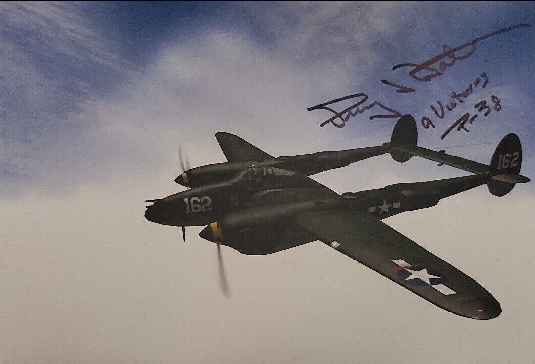 Perry Dahl Hand Signed Autograph Photo Poster painting WWII Fighter Pilot Ace 9 Victories USAF