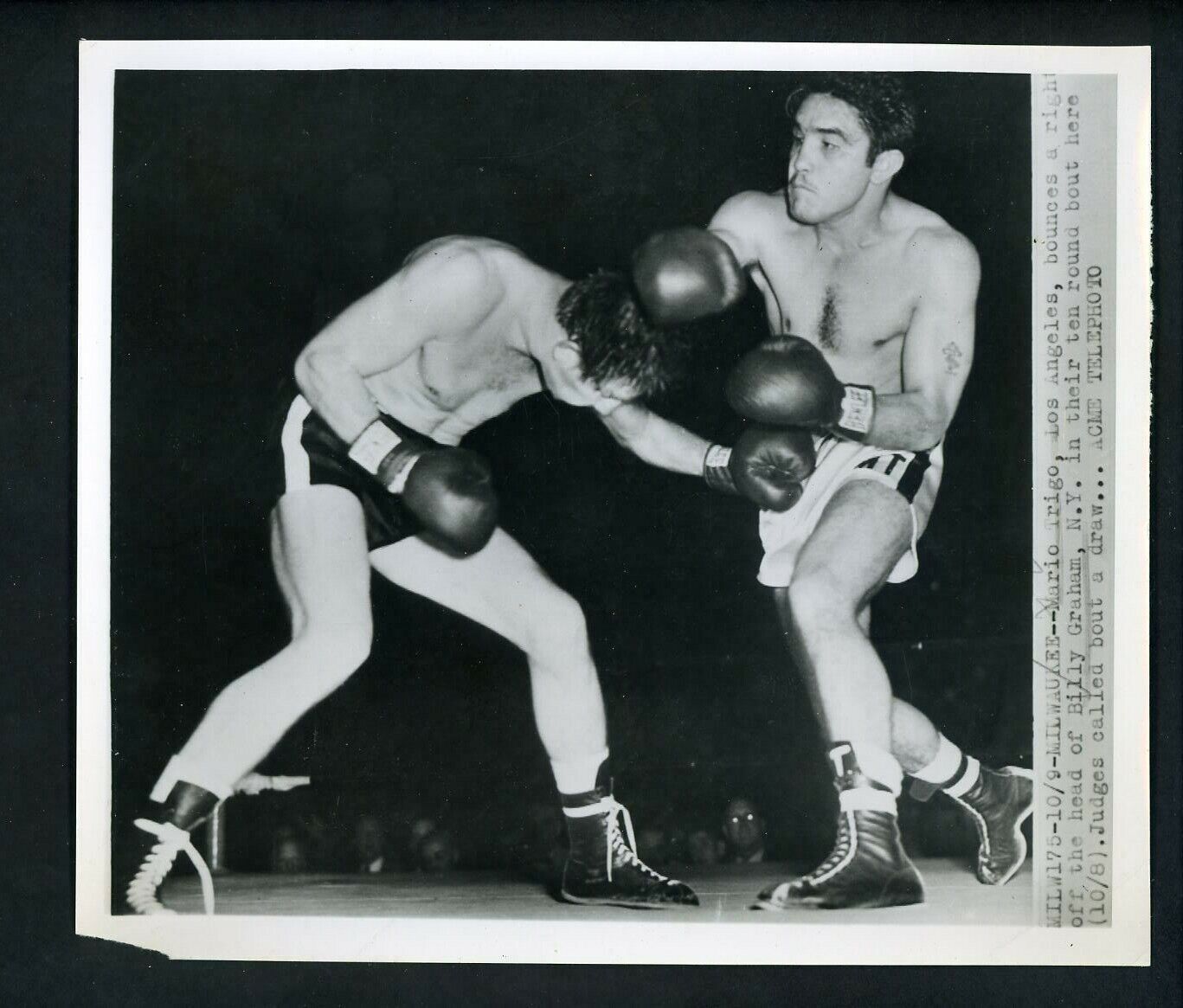 Billy Graham & Mario Trigo 1951 Press Photo Poster painting Boxing action Milwaukee