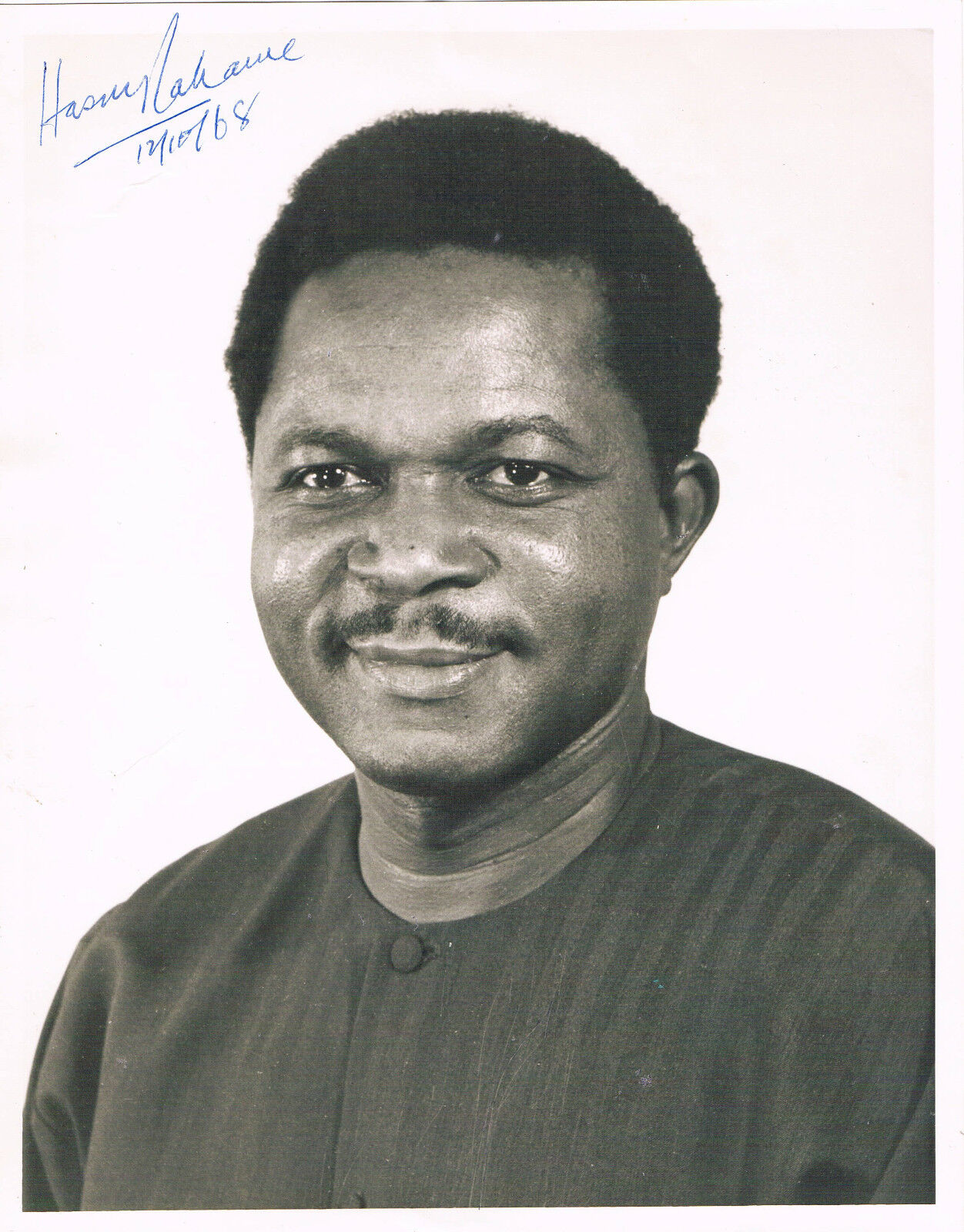 Tanzania Minister Hasnu Makame genuine autograph signed Photo Poster painting 8x10