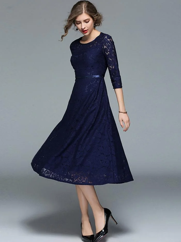 Elegant mid-length lace big dress