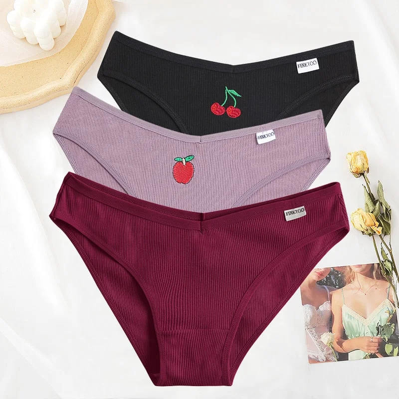 FINETOO 3PCS/Set Women Cotton Embroidery Fruit Panties Underwear V Waist Female M-XL Woman's Briefs Pantys Intimates Lingerie