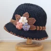 Chapeau seau en crochet &agrave; fleurs vintage