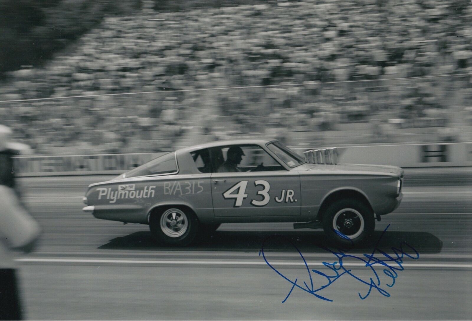 Richard Petty Hand Signed 12x8 Photo Poster painting - Nascar Autograph 5.