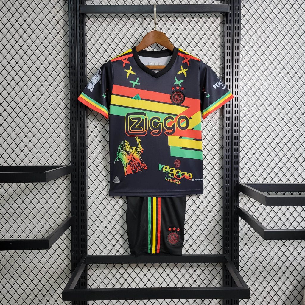 Kit Enfant AJAX Maillot De Fou, site maillot de foot pas cher