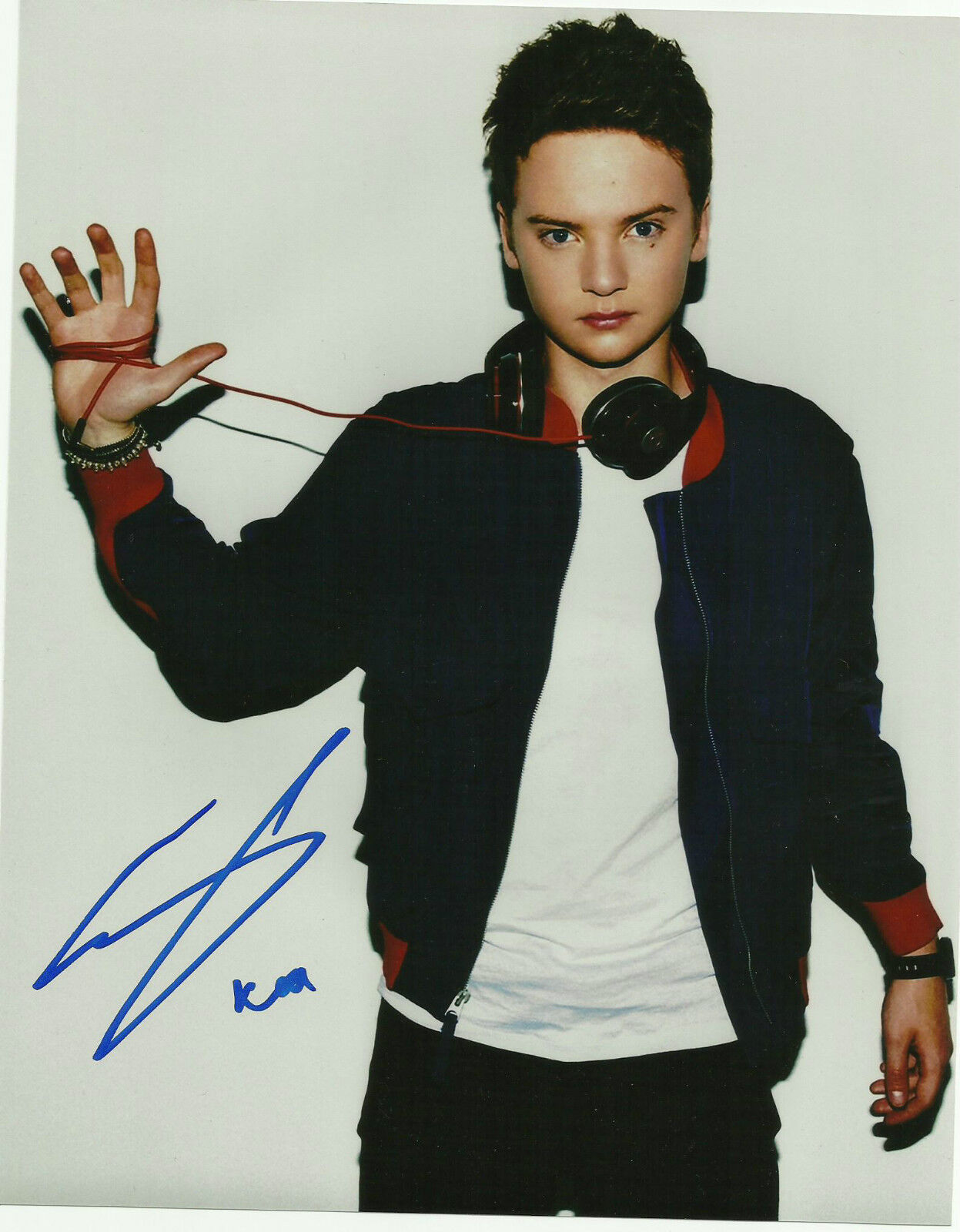 Vegas Girl CONOR MAYNARD Signed 8x10