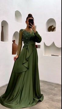 Women's Green Round Neck Embroidered Dress