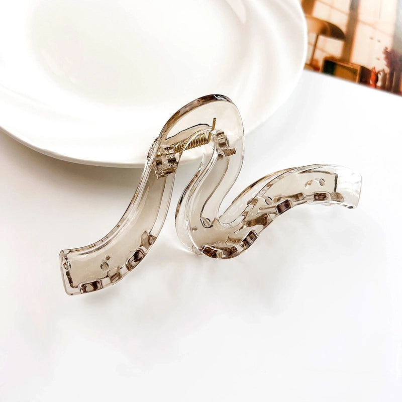 Women’s IG Style Minimalist Moon Waves Solid Color Plastic Hollow Out Hair Claws