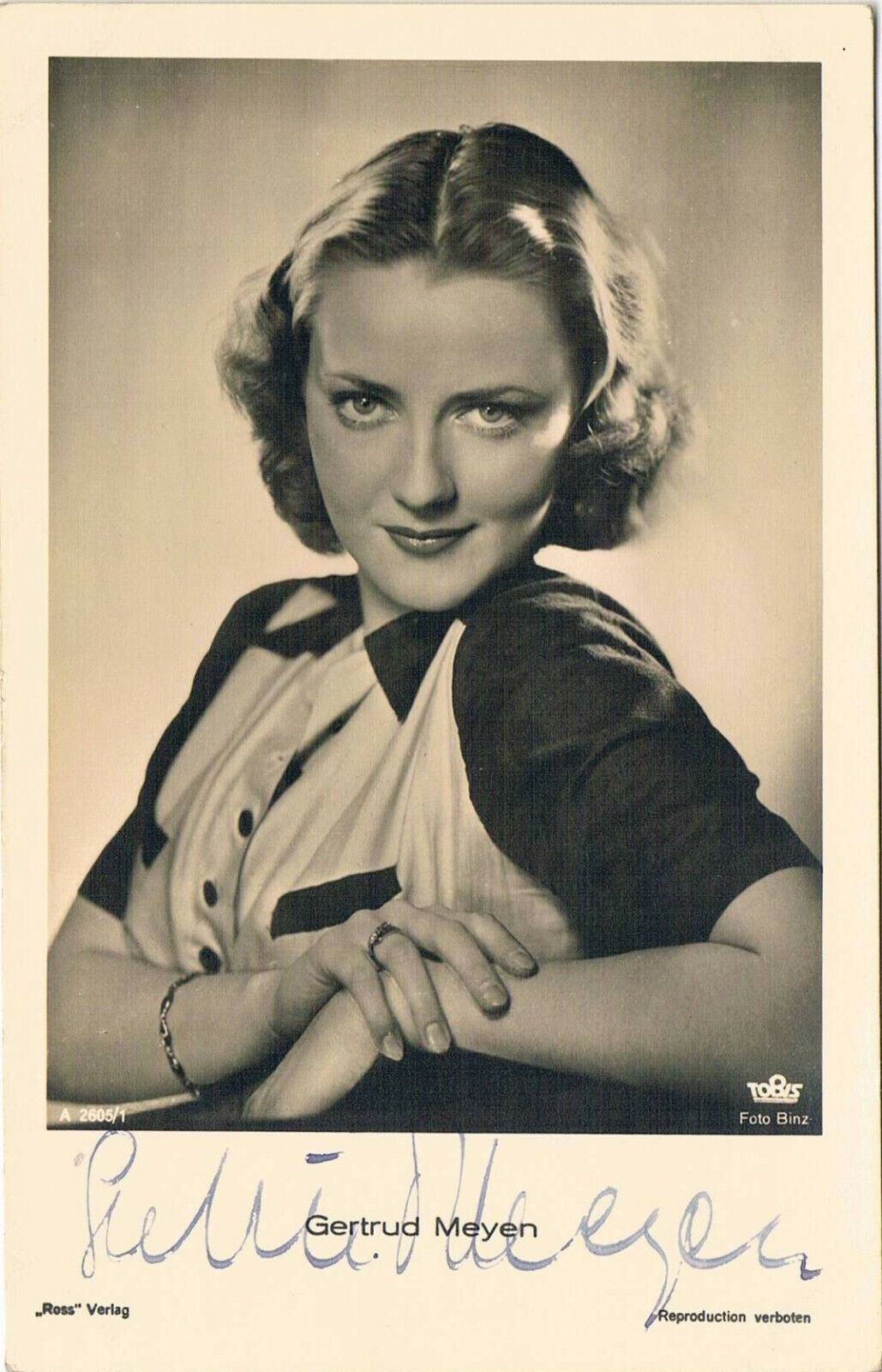 Gertrud Meyen 1919–2012 autograph signed postcard Photo Poster painting 3.5x5.5
