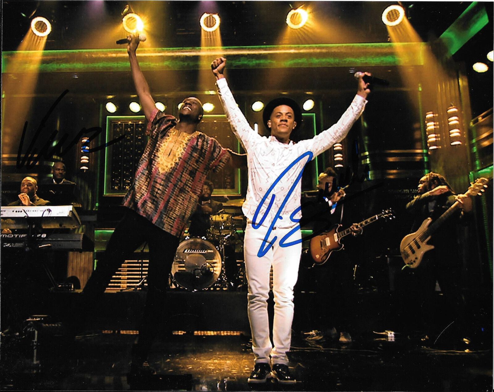 GFA Am I Wrong Duo * NICO and VINZ * Signed 8x10 Photo Poster painting AD5 PROOF COA