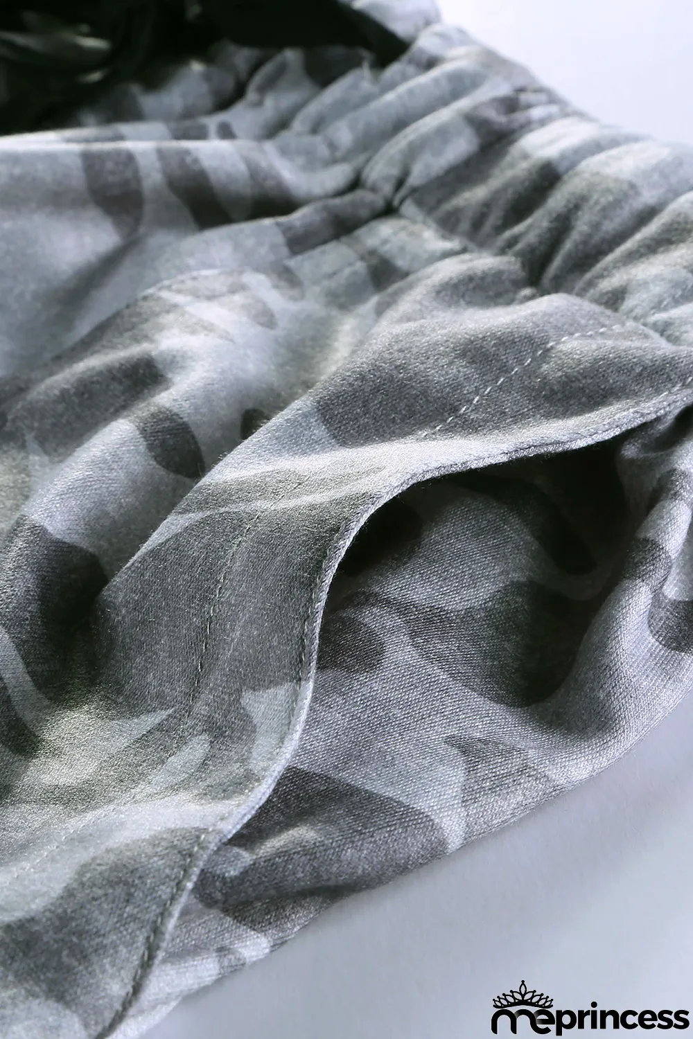 Camouflage Print Drawstring Casual Elastic Waist Pocketed Shorts