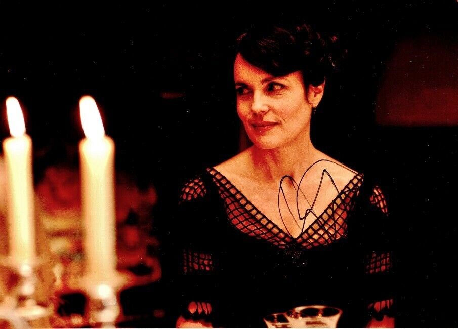 ELIZABETH McGOVERN Signed Photo Poster painting - Downton Abbey