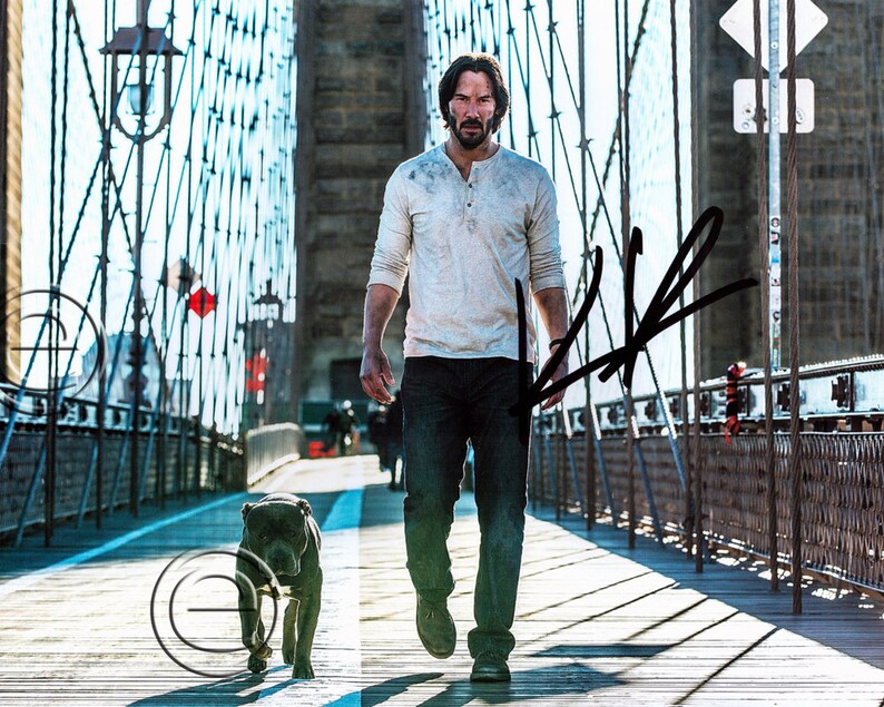 Keanu Reeves Autographed Signed Photo Poster painting 8 x 10 print Photo Poster painting picture poster wall art autograph