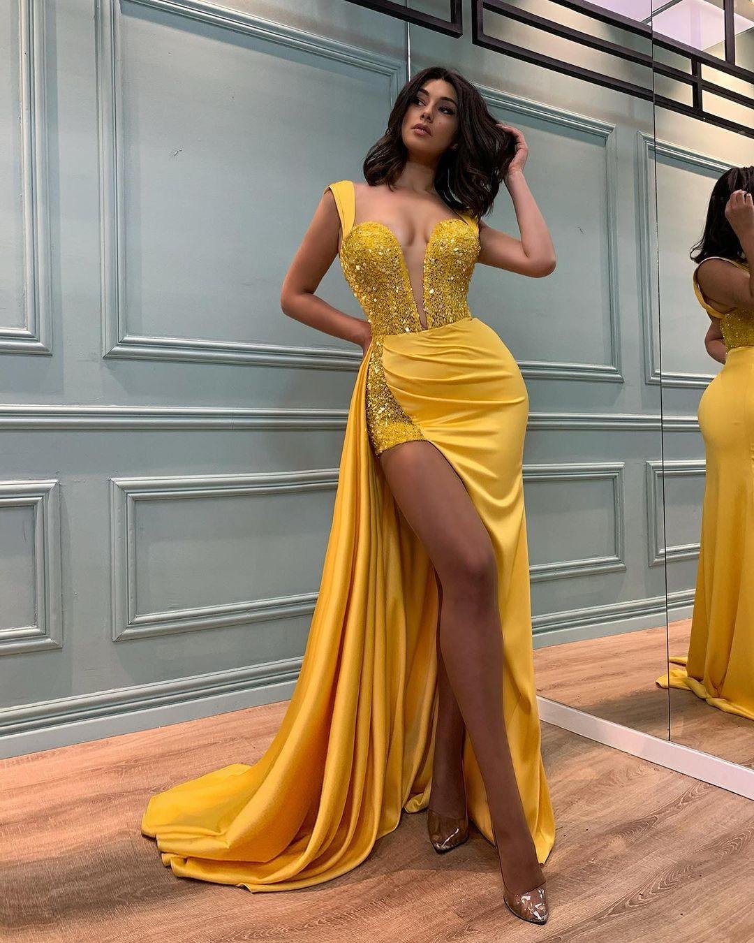 Daisda Stain Yellow Sequins Split Prom Dress with Ruffles