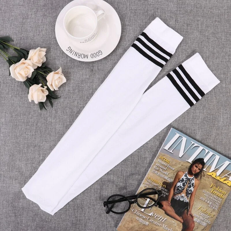 1 Pair Stripe Stockings Girls Women Over Knee Thigh High Over The Knee Socks for Ladies Sexy Warm Knee Socks Black White