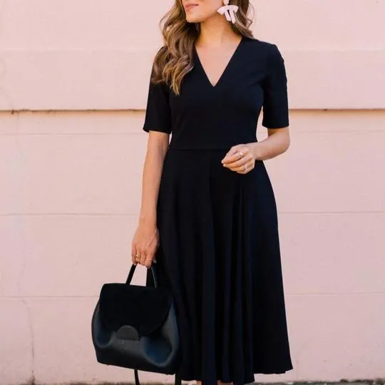 Trendy Plain V-Neck Short Sleeve Midi Dress-vocosishoes