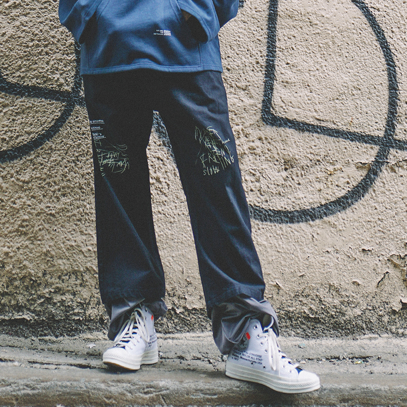 TAKA ORIGINAL GRAPHIC JEANS