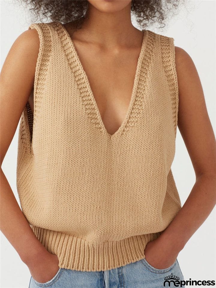 Relaxed Fit Fine Knit V Neck Ribbed Detailing Solid Color Sleeveless Sweater Vest
