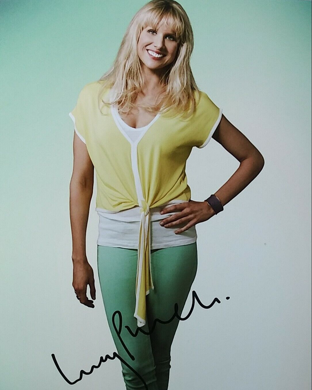 Lucy Punch signed 8 x 10