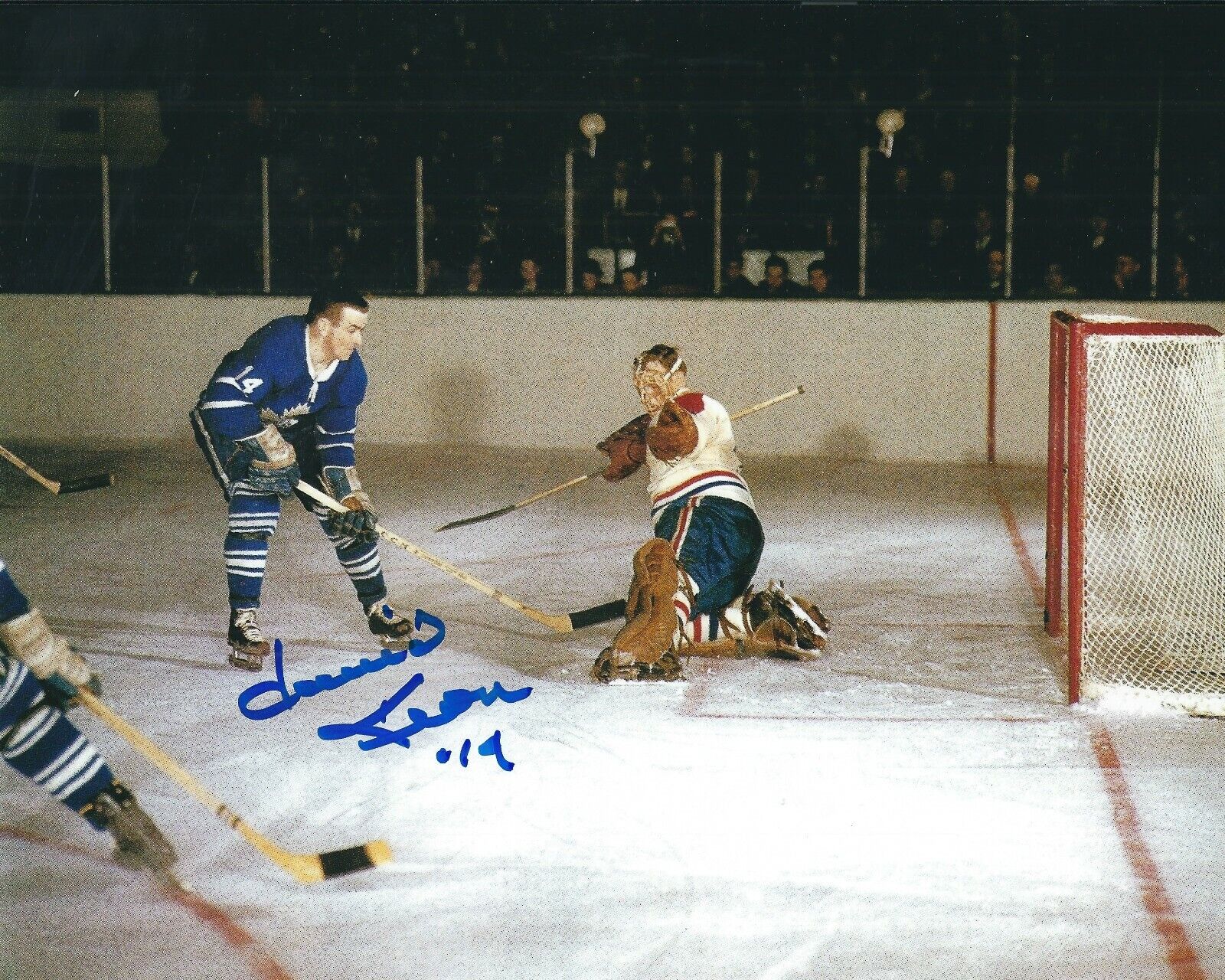 Signed 8x10 DAVE KEON Toronto Maple Leafs Autographed Photo Poster painting - COA