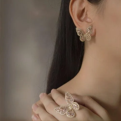 Hollowed-out Butterfly Earposts Stud Earrings