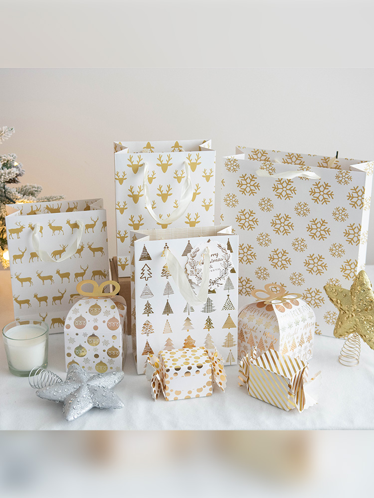 "Premium Hromeoins Christmas Gift Bag - Candy Pouch & Decorative Apple Box"