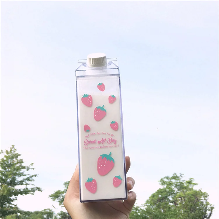 BPA Free Kawaii Sweet Strawberry Bottle - Gotamochi Kawaii Shop, Kawaii Clothes