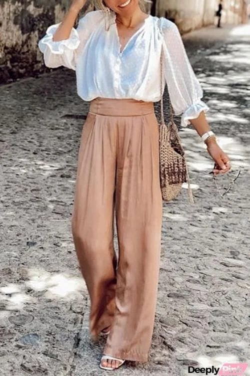 Take a look at this Mocha Palazzo Pants