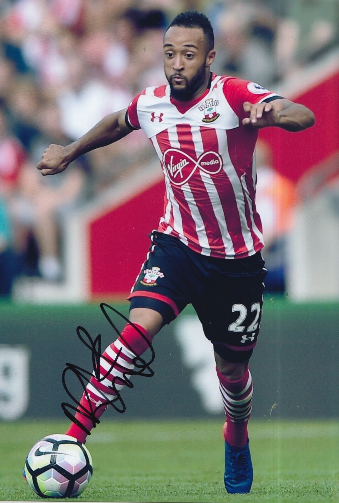 SOUTHAMPTON HAND SIGNED NATHAN REDMOND 12X8 Photo Poster painting 2.