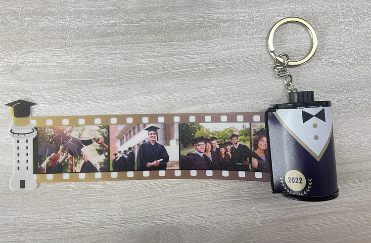 Llavero Personalizado con Carrete de Cámara en Rollo de 10 Fotos en Color Acto de Graduación