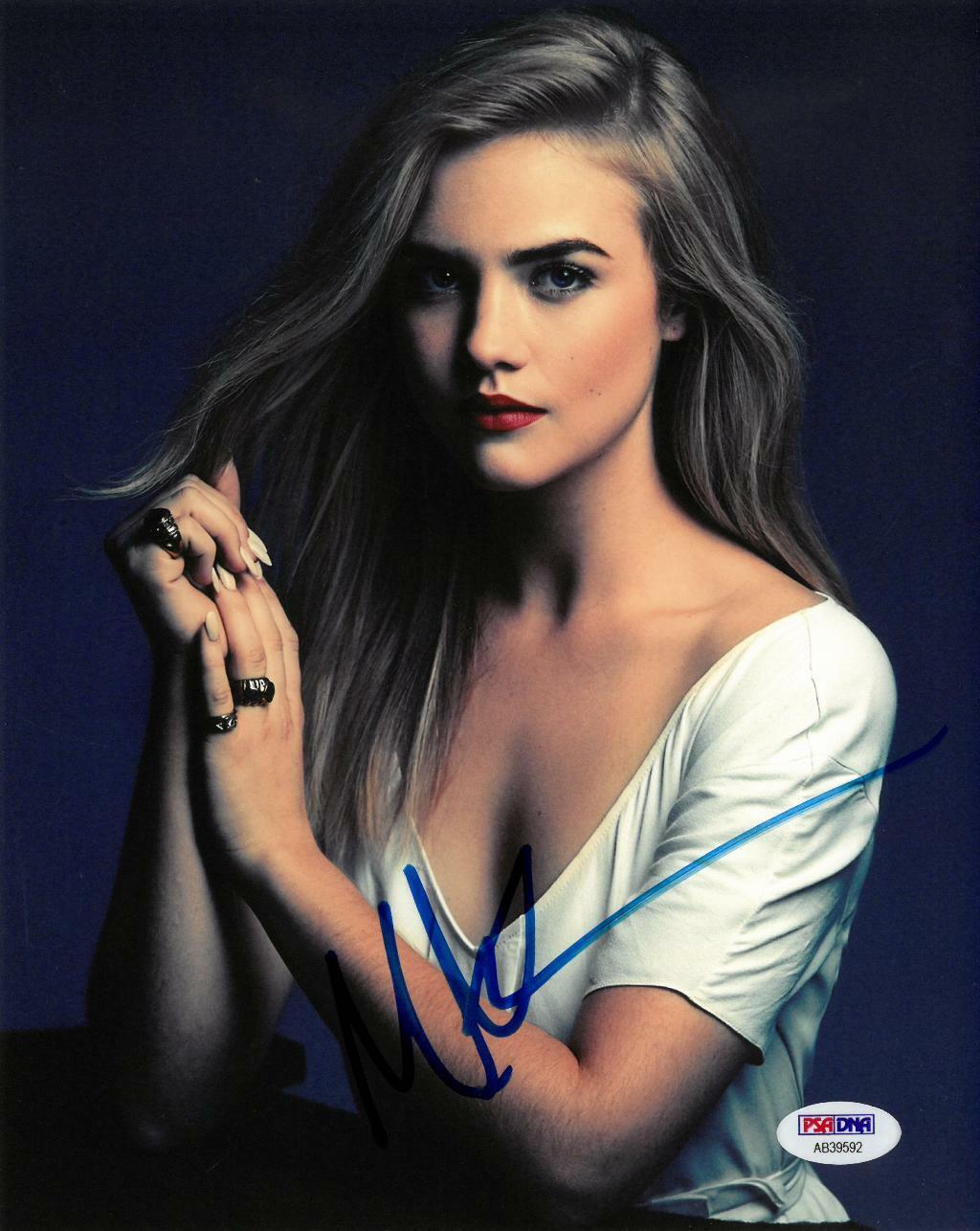 Maddie Hasson Signed Authentic Autographed 8x10 Photo Poster painting PSA/DNA #AB39592