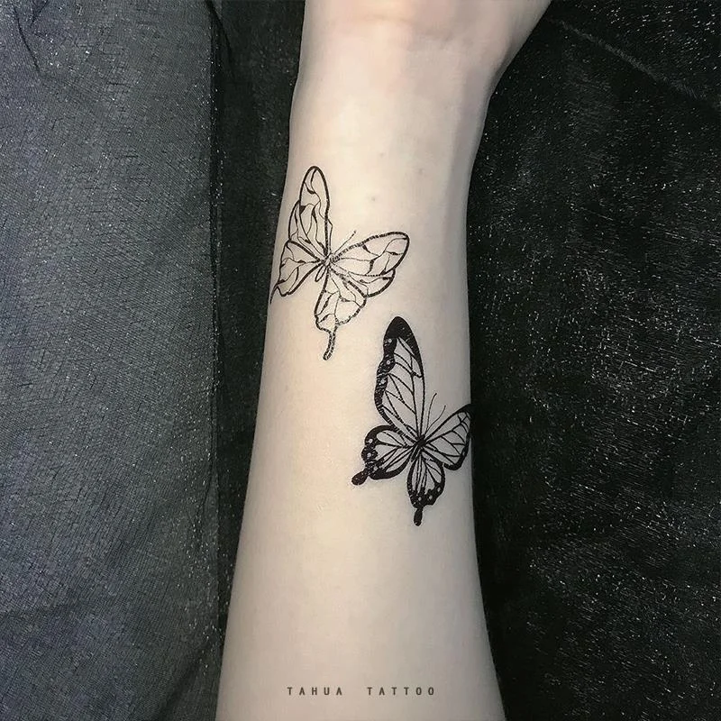 Black and White Butterfly Tattoo Sticker Waterproof Sexy Tattoos for Women Body Art Fake Tattoo Clavicle Arm Leg Tattoo Stickers