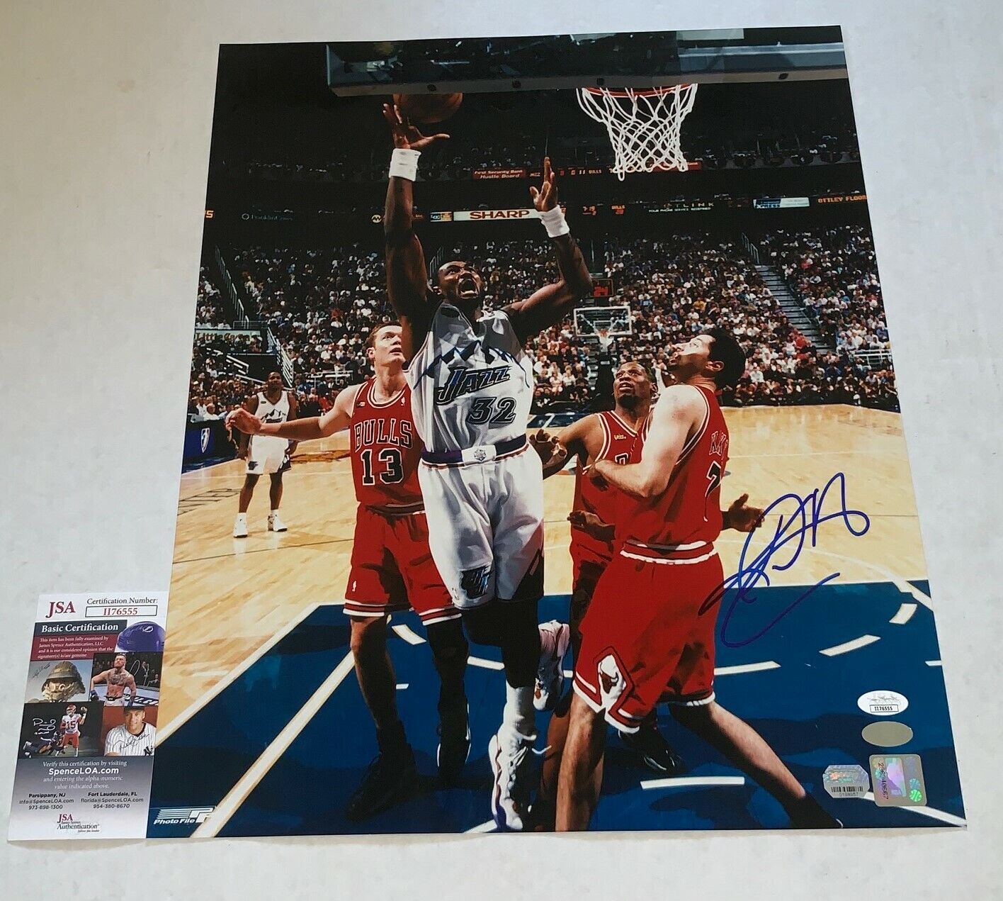 Karl Malone signed Utah Jazz 16x20 Photo Poster painting autographed JSA Certified