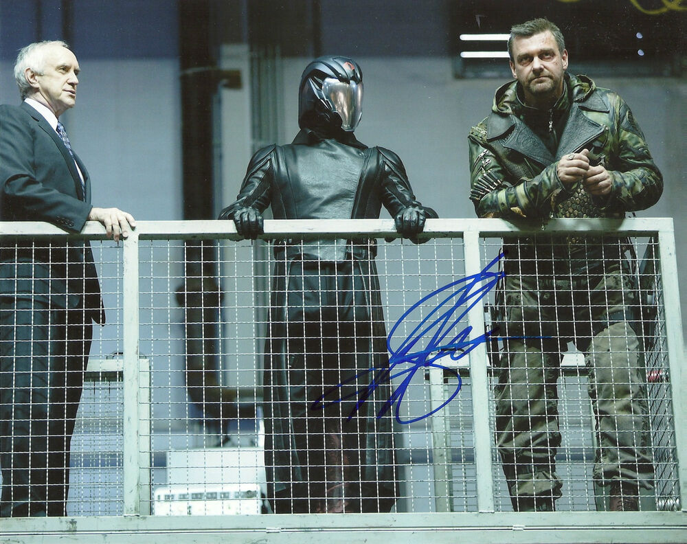 RAY STEVENSON 'GI JOE: RETALIATION' FIREFLY SIGNED 8X10 PICTURE *COA 2