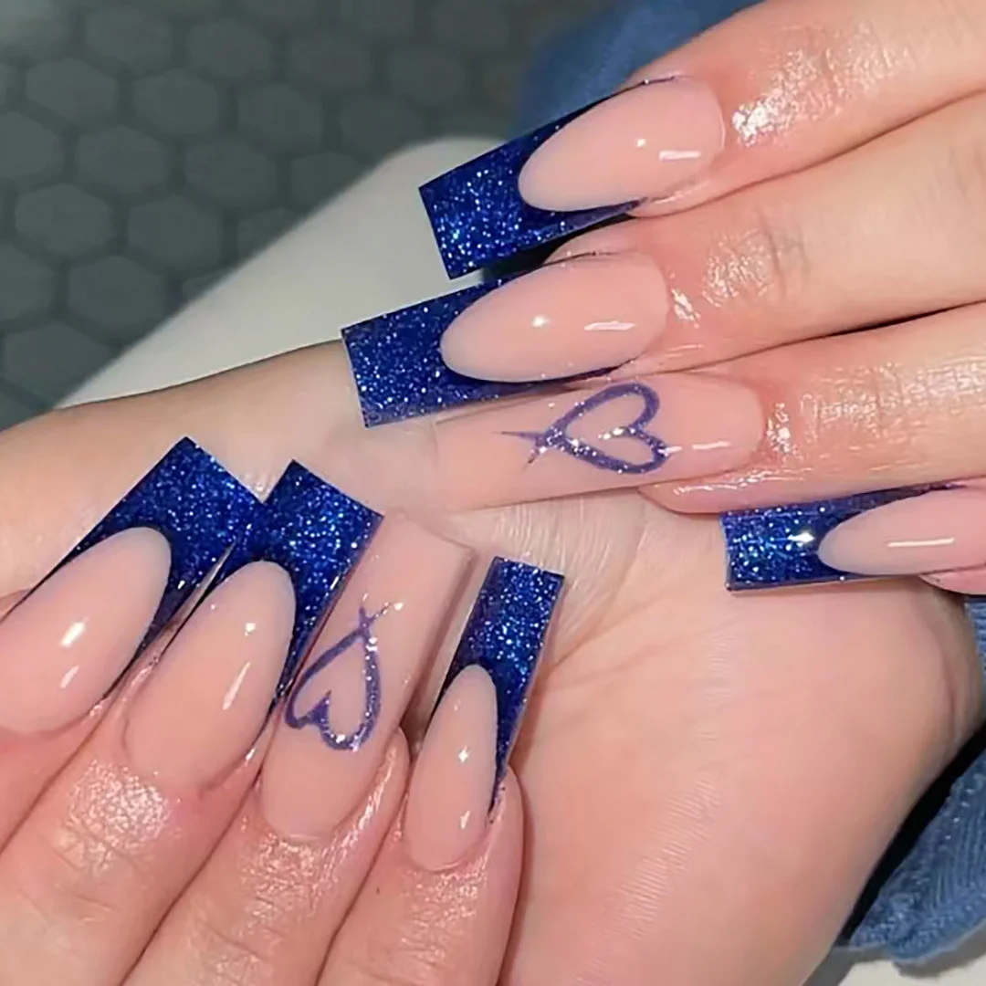 Blue Valentine's Day Love Stripe Wearing Nail