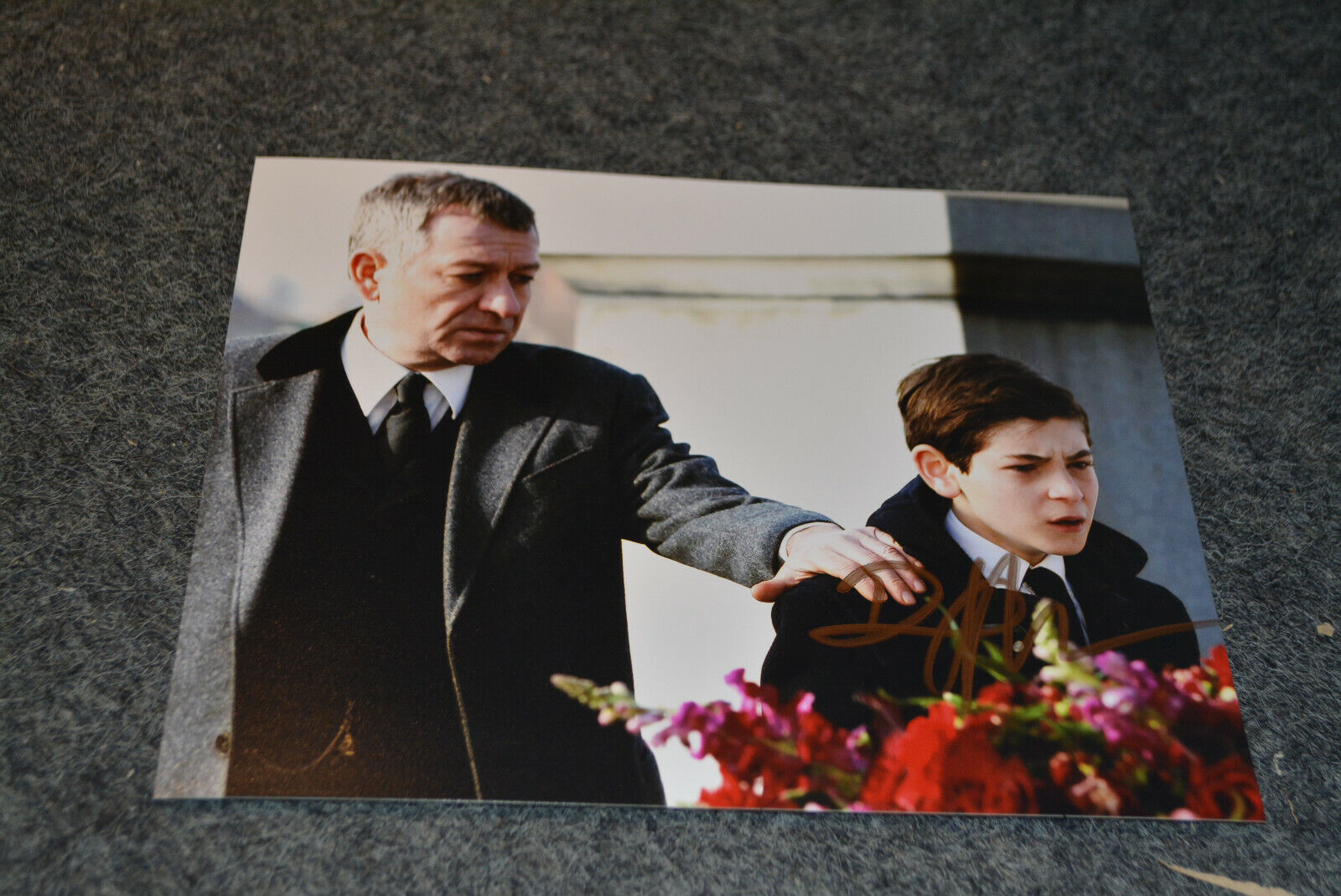 DAVID MAZOUZ signed autograph In Person 8x10 GOTHAM BATMAN