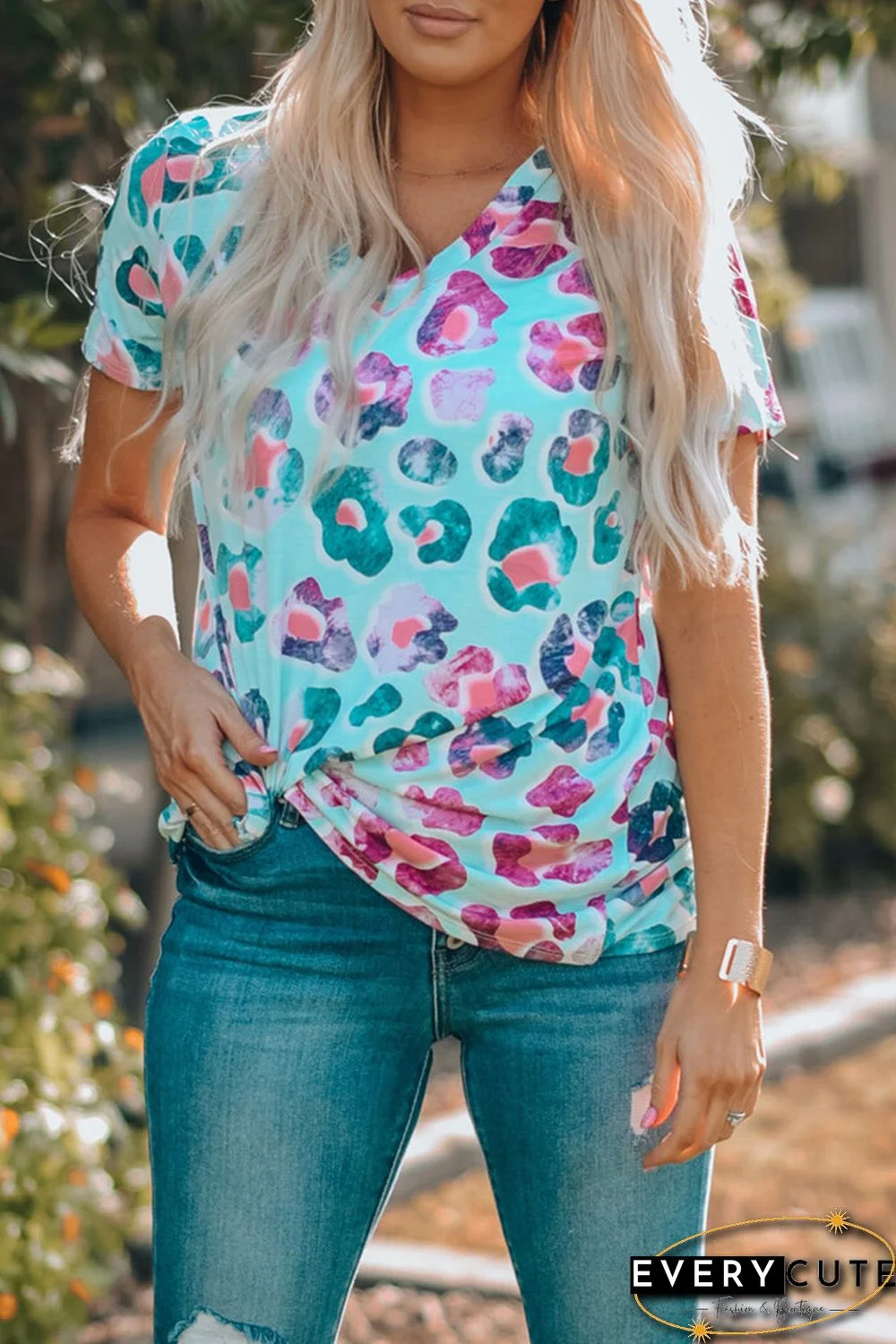 Leopard V Neck Short Sleeves T-Shirt