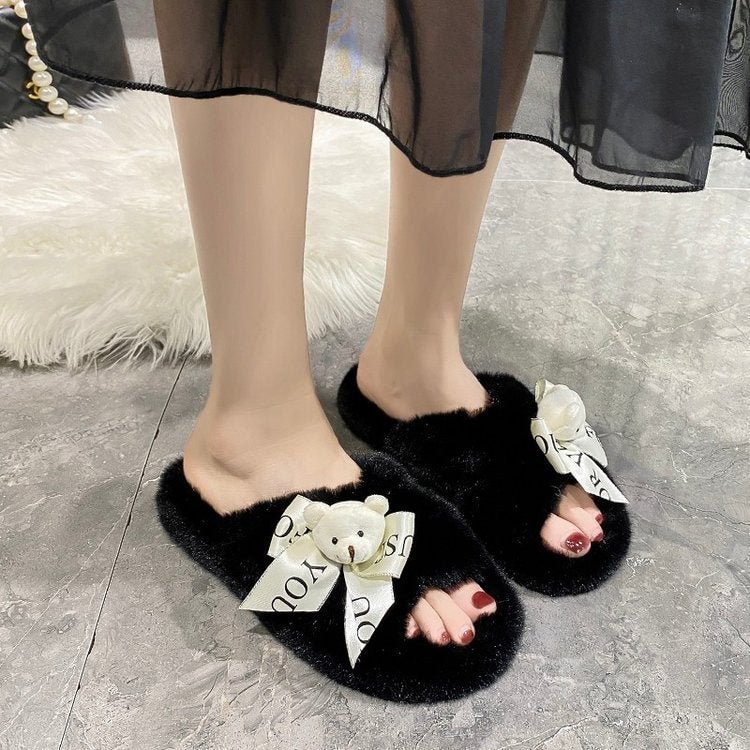 Hairy shoes for women to wear outside the 2021 autumn and winter new net red all-match black fashion plus velvet cute slippers