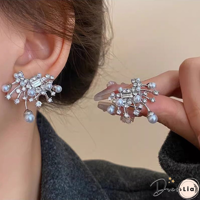 Oversize White Alloy Pearl Zircon Floral Stud Earrings