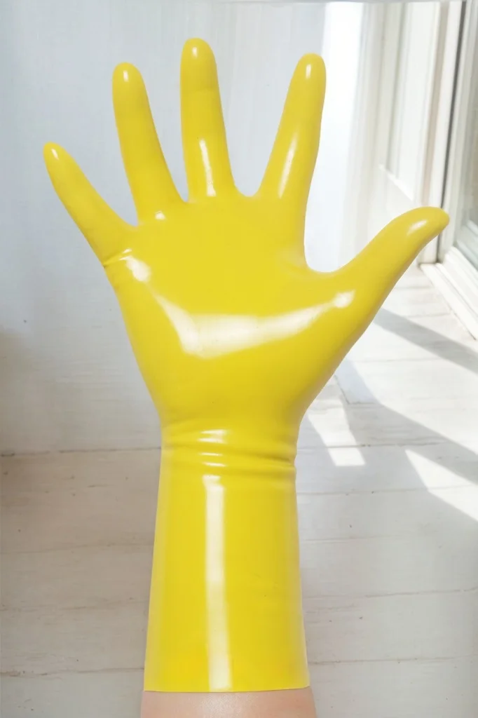 Unisex Latex Gloves Yellow Classic Short Molded Latex Gloves Sophisticated Minimalist Gloves (KG31584)