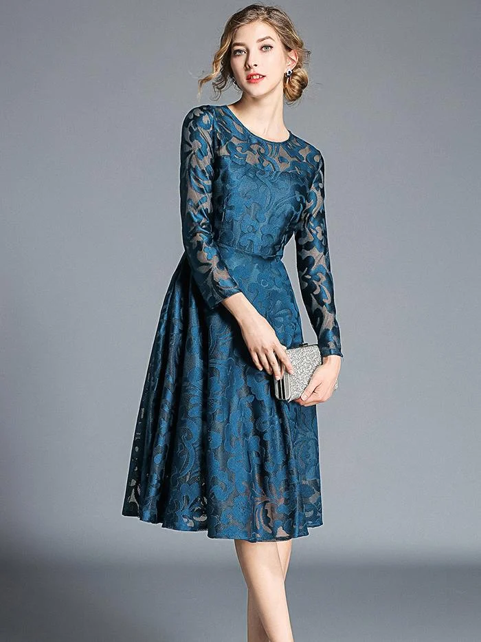 Temperament mid-length lace big swing long-sleeved dress