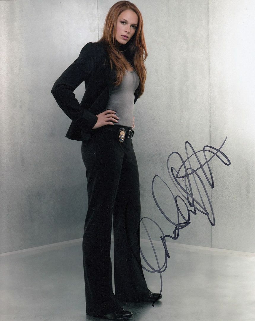 Amanda Righetti Autograph Signed Photo Poster painting Print