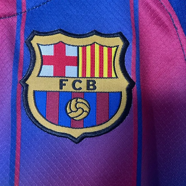 2025/2026 Barcelona Home Football Shirt view 5
