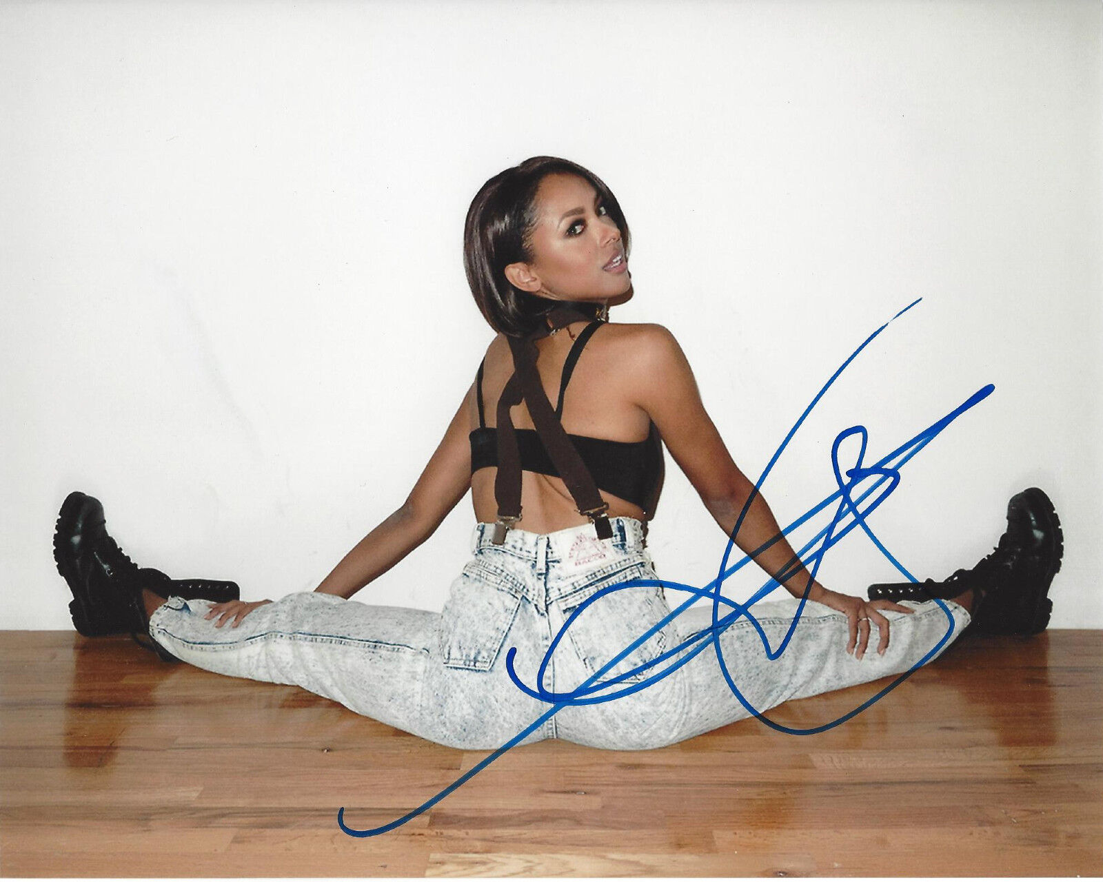 KAT GRAHAM SIGNED AUTHENTIC 'THE VAMPIRE DIARIES' 8X10 Photo Poster painting COA SEXY SINGER