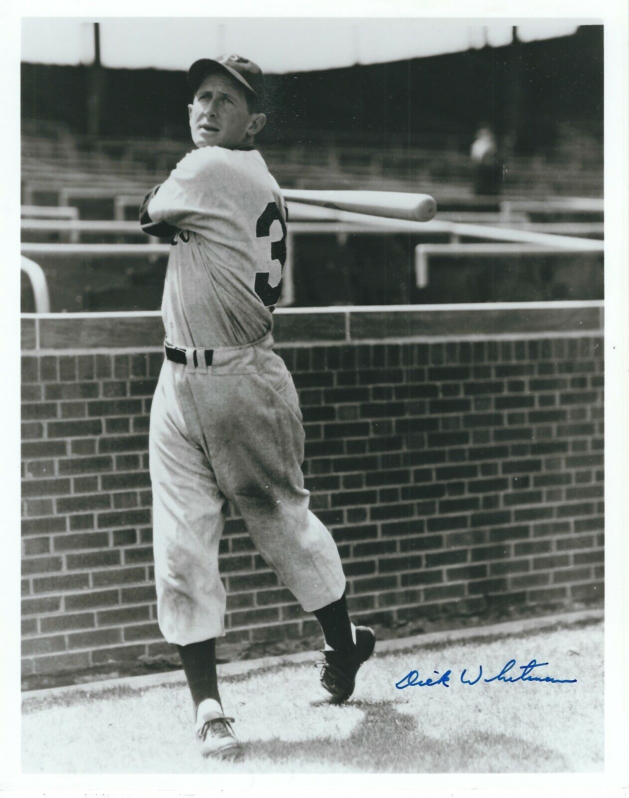 Signed 8x10 DICK WHITMAN Philadelphia Phillies Autographed Photo Poster painting- COA